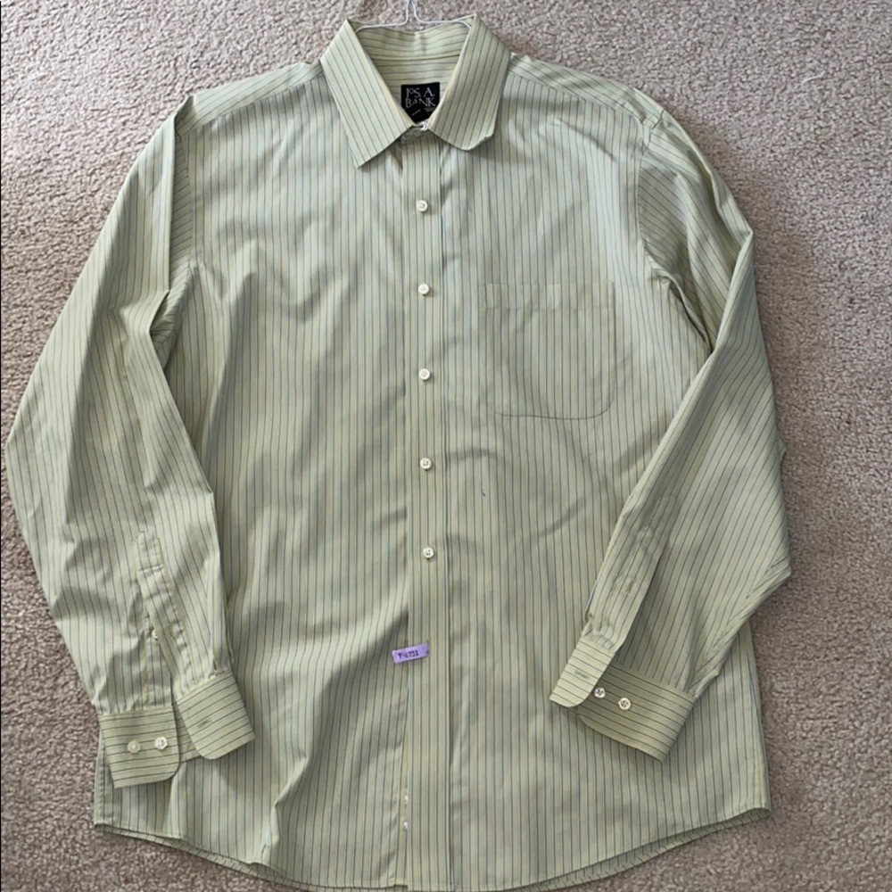 Casual button down shirt.
